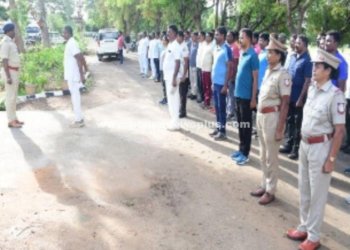 பெரம்பலூரில் காவலர்களுக்கு வாராந்திர கவாத்து பயிற்சி