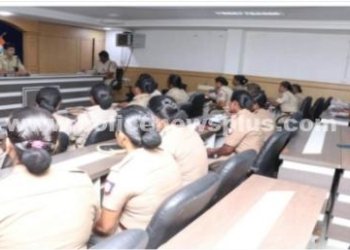 எஸ்.பி அலுவலகத்தில் அதிகாரிகளுக்கான ஆலோசனைக் கூட்டம்