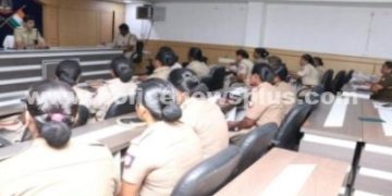 எஸ்.பி அலுவலகத்தில் அதிகாரிகளுக்கான ஆலோசனைக் கூட்டம்