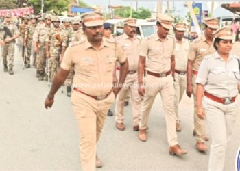 வாக்கு எண்ணிக்கை முன்னிட்டு திருப்பத்தூரில் கொடி அணிவகுப்பு