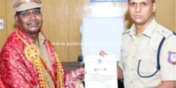 சிறப்பான காவல் பணிக்கு காவல் உதவி ஆய்வாளருக்கு பாராட்டு