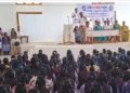 பள்ளியில் மாணவர்களுக்கு சாலை பாதுகாப்பு விழிப்புணர்வு நிகழ்ச்சி
