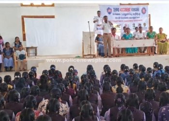 பள்ளியில் மாணவர்களுக்கு சாலை பாதுகாப்பு விழிப்புணர்வு நிகழ்ச்சி