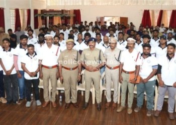 சாலை பாதுகாப்பு தன்னார்வலர்கள் திட்டம் தொடக்கம்