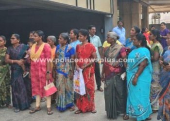 சிங்கப்பெண் சிறப்பு அதிரடிப்படை சார்பில் விழிப்புணர்வு முகாம்