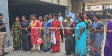 சிங்கப்பெண் சிறப்பு அதிரடிப்படை சார்பில் விழிப்புணர்வு முகாம்