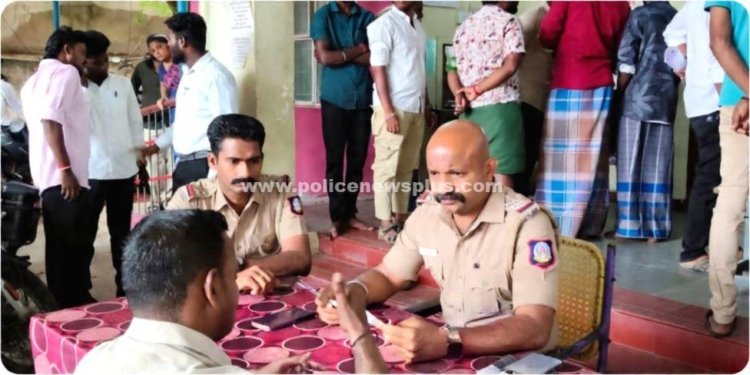 காவல் நிலையத்தில் சிறப்பு பொதுமக்கள் குறை தீர்ப்பு முகாம்