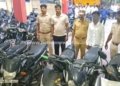திருட்டு இருசக்கர வாகனங்களுடன் இருவர் கைது