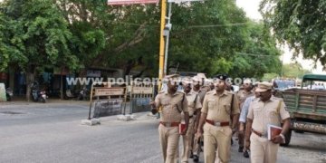கோவில்பட்டியில் காவல்துறையினர் நடை ரோந்து