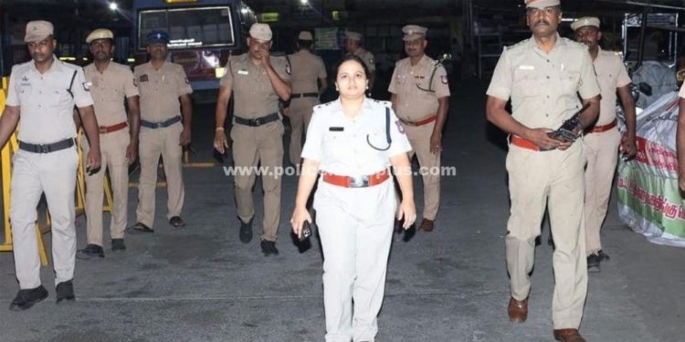 தேனியில் காவல்துறையினரின் தீவிர நடை ரோந்து