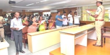 கிருஷ்ணகிரியில் குழந்தை தொழிலாளர் ஒழிப்பு உறுதிமொழி