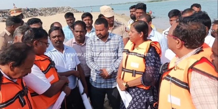 பழவேற்காடு முகத்துவாரத்தில் ஆட்சியர்  மற்றும் எம்.பி ஆய்வு