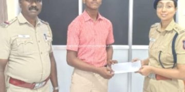காவல்துறை பணியாளர்களின் குழந்தைகளுக்கு எஸ்.பி. பாராட்டு