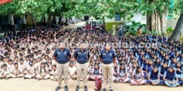 சிங்கப்பெண் அதிரடிப்படை சார்பில் மாணவிகளுக்கு விழிப்புணர்வு