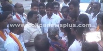 அரசு மதுபான கடையை அகற்றக் கோரி பெண்கள் கோரிக்கை