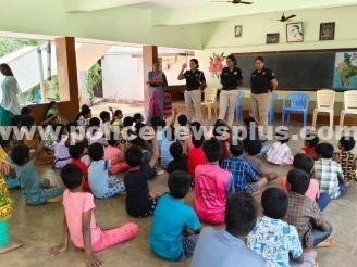 சிங்கப்பெண் அதிரடிப்படை சார்பில் விழிப்புணர்வு