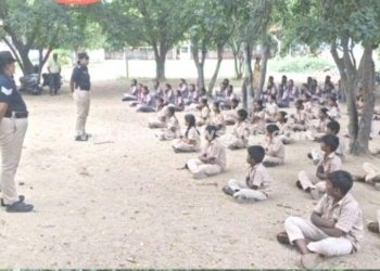 சிங்கப்பெண் அதிரடிப்படை சார்பில் பாதுகாப்பு விழிப்புணர்வு
