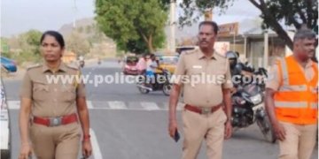 தேனி மாவட்டத்தில் காவல்துறையினர் தீவிர நடை ரோந்து