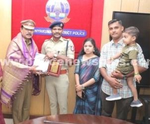 பணி ஓய்வு பெறும் போலீசாருக்கு எஸ்.பி. வாழ்த்து