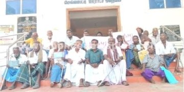 125 நாள் வேலை கோரி மாற்றுத்திறனாளிகள் போராட்டம்