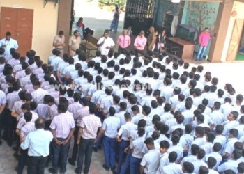 பள்ளியில் போதைப்பொருள் தடுப்பு மற்றும் பாதுகாப்பு விழிப்புணர்வு நிகழ்ச்சி
