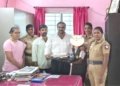 பள்ளி மாணவர்களுக்கு நலத்திட்ட உதவிகள் வழங்கல்