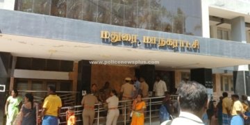 தூய்மை பணியாளர்கள் திடீர் போராட்டம்