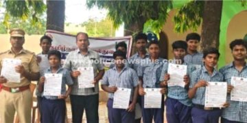 மாணவர்களுக்கு சைபர் குற்றங்கள் குறித்து விழிப்புணர்வு