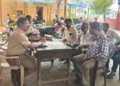 காவல் நிலையத்தில் பொதுமக்கள் குறை தீர்ப்பு முகாம்