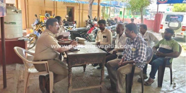 காவல் நிலையத்தில் பொதுமக்கள் குறை தீர்ப்பு முகாம்