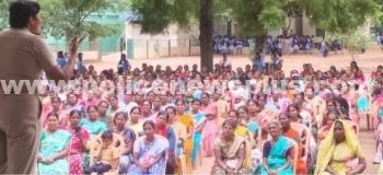 மனித உரிமைகள் பிரிவு சார்பில் விழிப்புணர்வு நிகழ்ச்சி