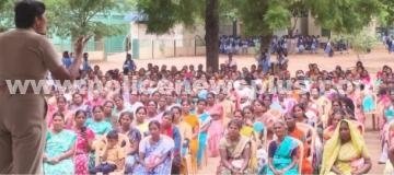 மனித உரிமைகள் பிரிவு சார்பில் விழிப்புணர்வு நிகழ்ச்சி