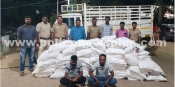 புகையிலை விற்பனையில் ஈடுபட்டவர்கள் கைது