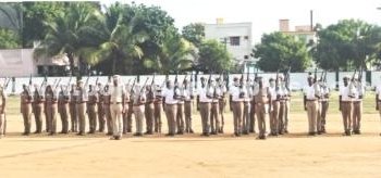 கவாத்து மற்றும் ஆயுதப் பயிற்சியை எஸ்.பி. ஆய்வு