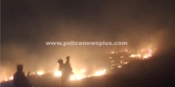 விளாச்சேரி கண்மாய் பகுதியில் பயங்கர தீ விபத்து
