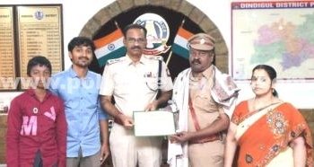 பணி ஓய்வு பெறும் காவல் ஆய்வாளர்களுக்கு எஸ்.பி. பாராட்டு