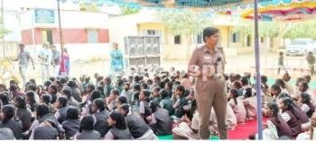 அரசு மேல்நிலைப்பள்ளியில் விழிப்புணர்வு நிகழ்ச்சி