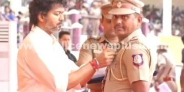 முதலமைச்சரின் பதக்கம் பெற்ற உதவி ஆய்வாளர்