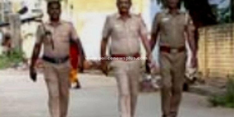 தேனியில் காவல்துறையினர் தீவிர நடை ரோந்து