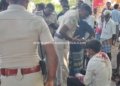 கல்லூரி மாணவருக்கு அரிவாள் வெட்டு. போலீசார் விசாரணை