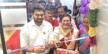 காரைக்குடியில் அதிநவீன பிளாரன்ஸ் பியூட்டி பார்லர் திறப்பு விழா