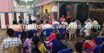 திண்டுக்கல்லில் கிராம விழிப்புணர்வு குழு கூட்டம்