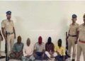 நகை, பணம் பறிக்க முயற்சி செய்த உட்பட 5 பேர் கைது