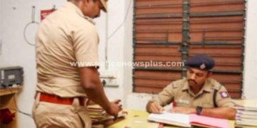 திருப்பத்தூரில் ஆயுதப்படைக் காவலர்களின் பயிற்சி