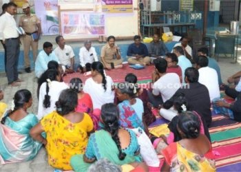 கிராம சபைக் கூட்டத்தில் பங்கேற்ற எஸ்.பி