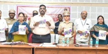 சாலை பாதுகாப்பு விழிப்புணர்வு புத்தகம் வெளியீடு